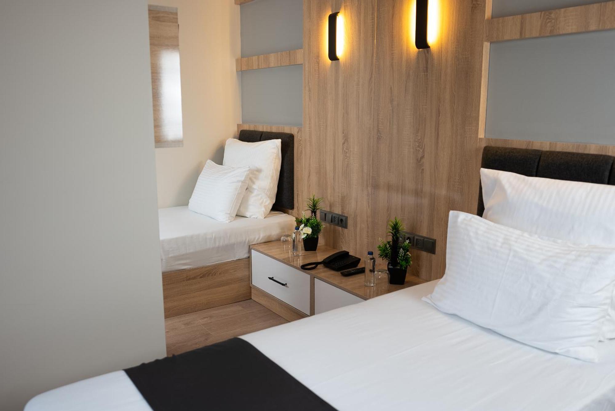 Golden River Hotel By Continent Arnavutkoy Экстерьер фото